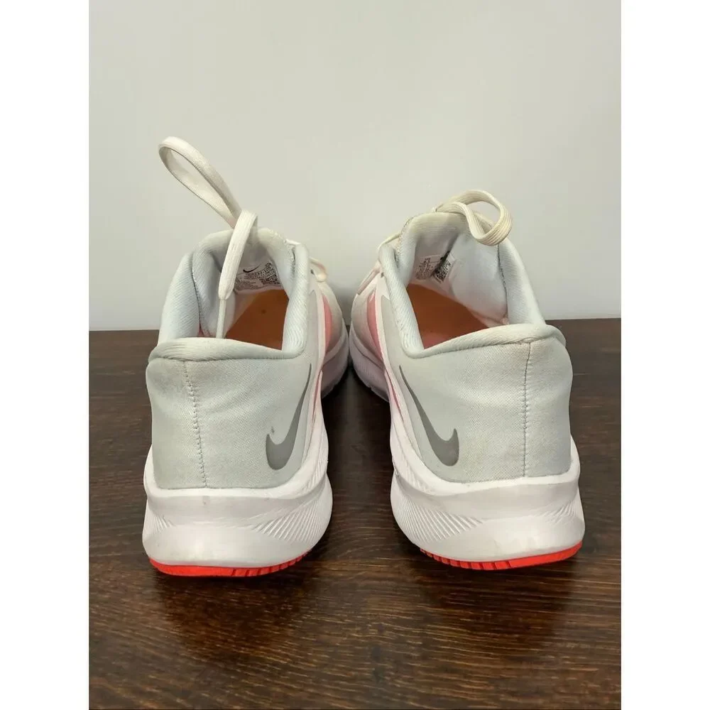Nike Women’s white silver orange athletic shoe size 8.5