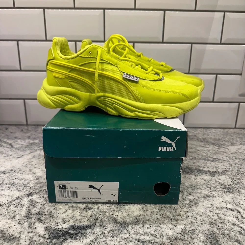 Puma Womens 7.5 Mercedes-AMG Petronas F1 RS-Connect Yellow Sneakers 306842-01