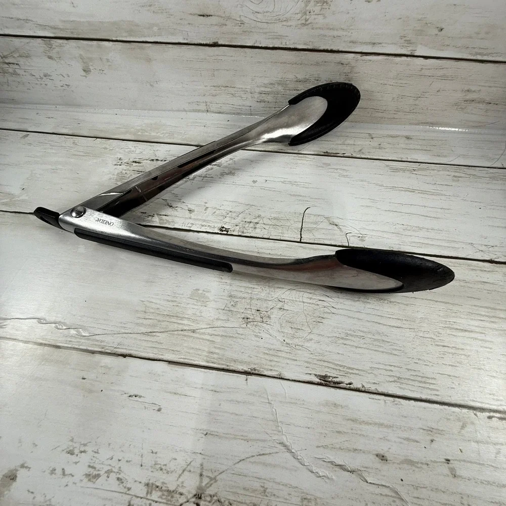 Oneida kitchen tongs