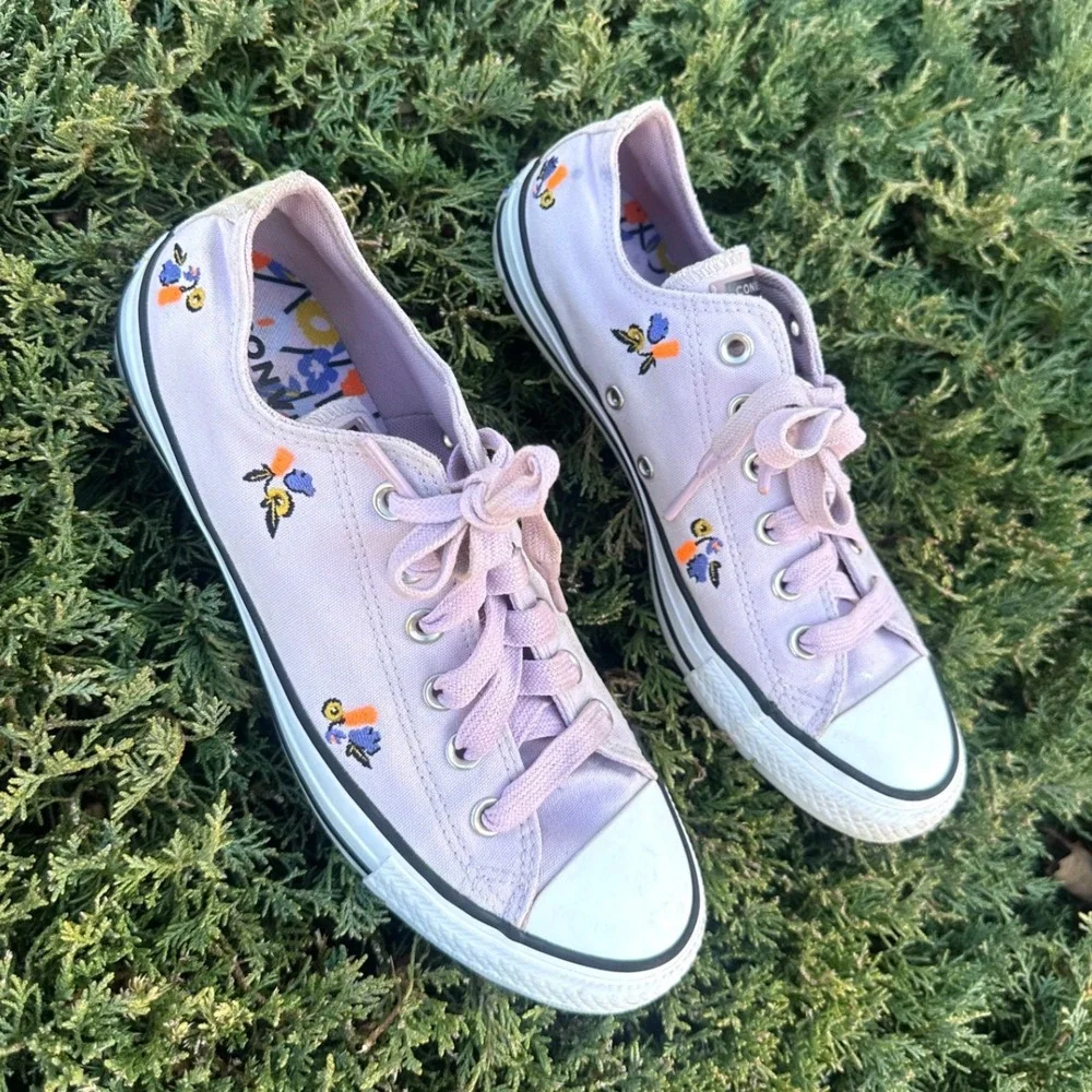 Converse All Stars preowned fairly
