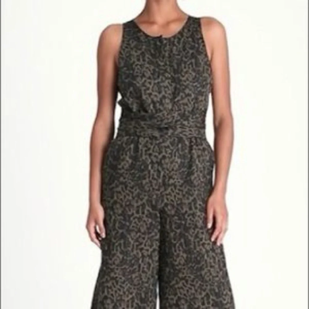 Banana Republic linen blend leopard print jumpsuit 8