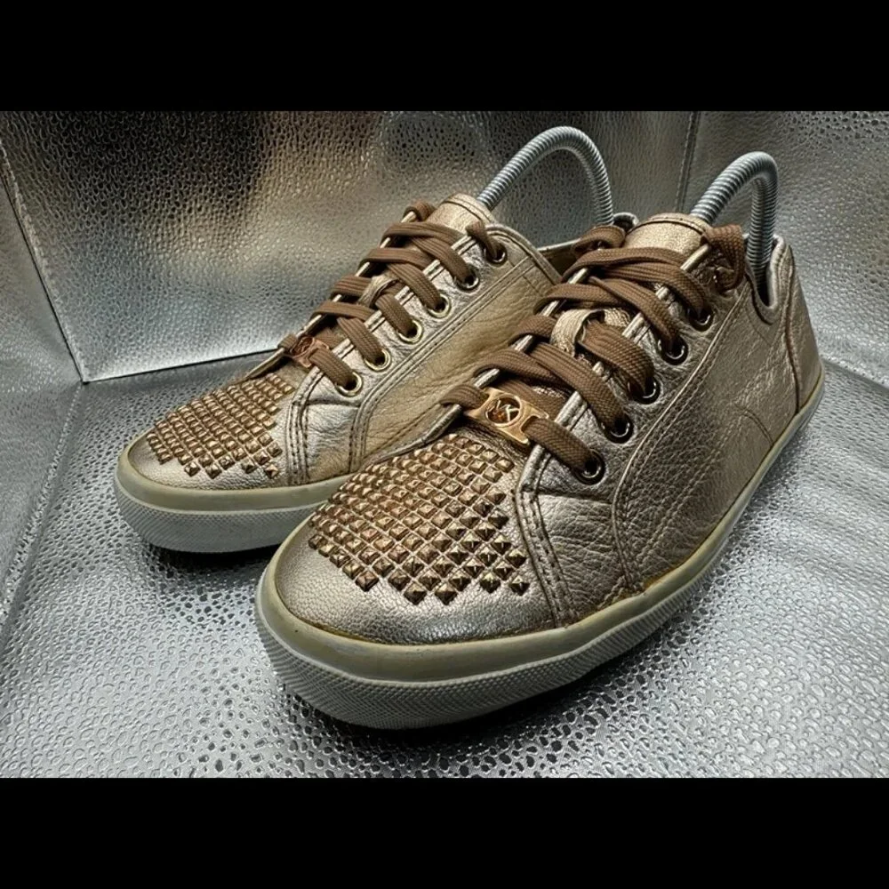 RARE 🚀 MICHAEL KORS‎ ROSE GOLD STUDDED SHINY SNEAKERS Size 9