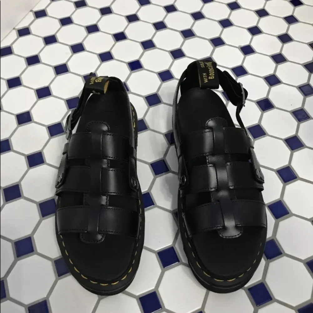 New Dr Martens Terry Sandal 12 or 13 black sandals
