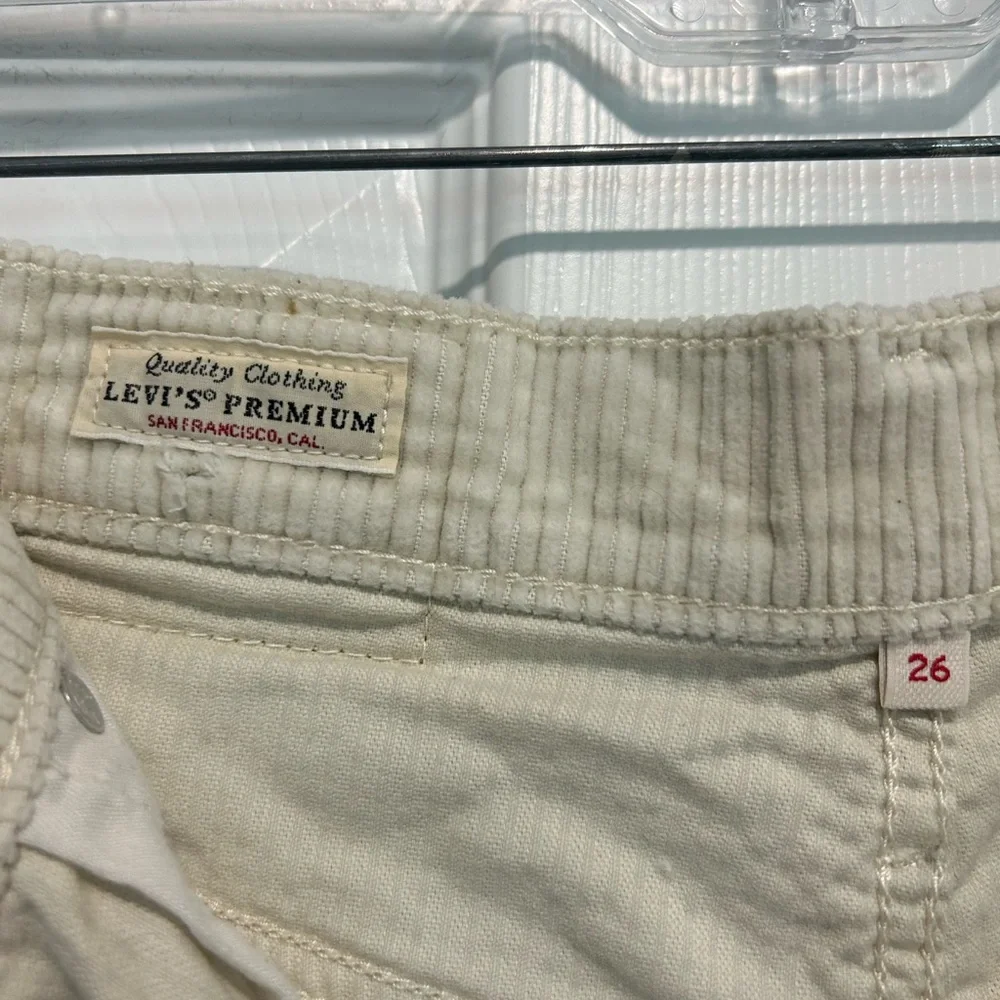 Levi's Cream‎ Corduroy Skirt