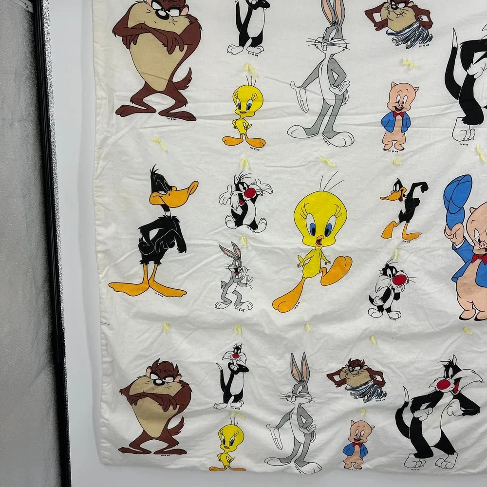 Vintage Looney Tunes Blanket Throw Quilt Tweety Taz Bugs Daffy Pepe Le Pew 35x50