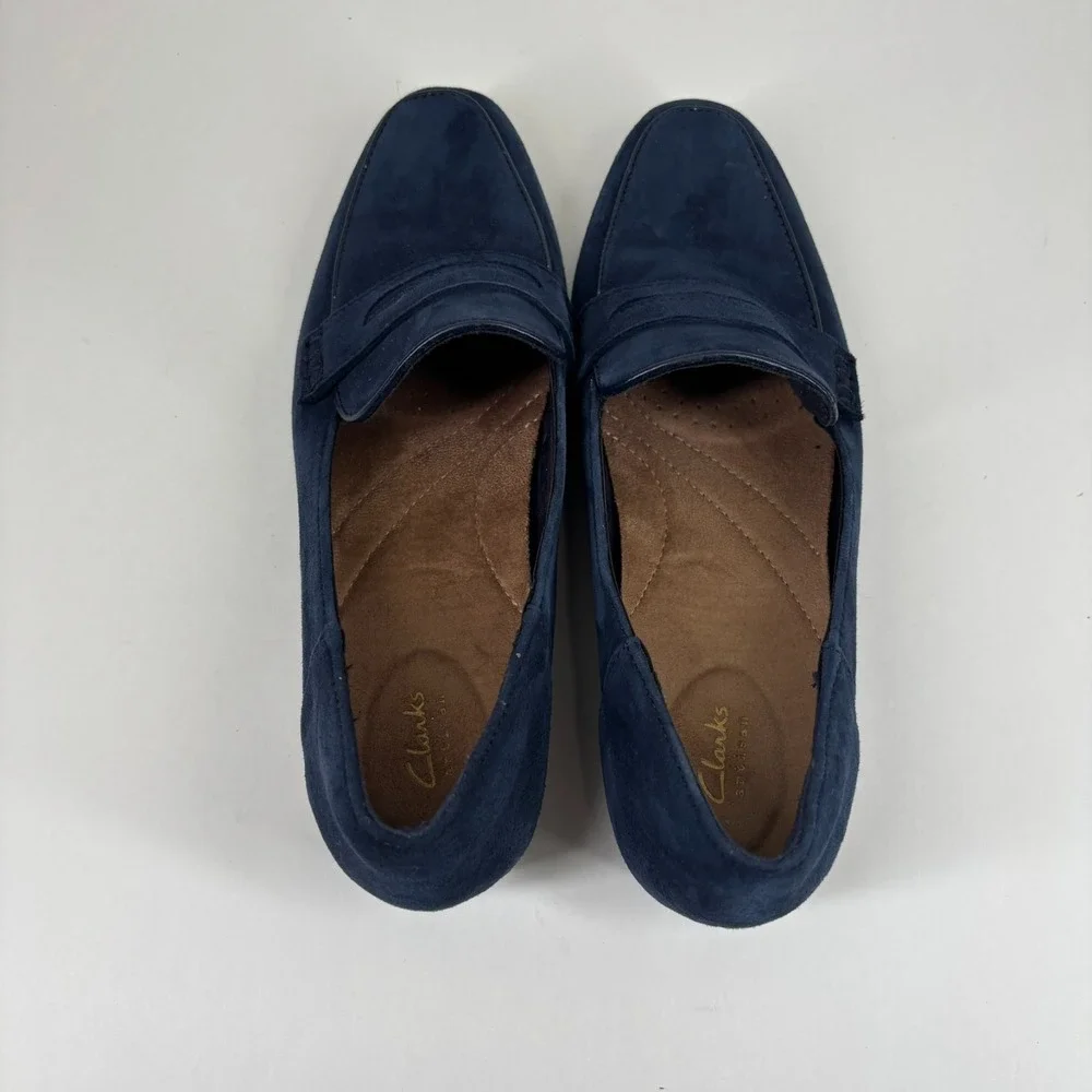Clarks crafted navy