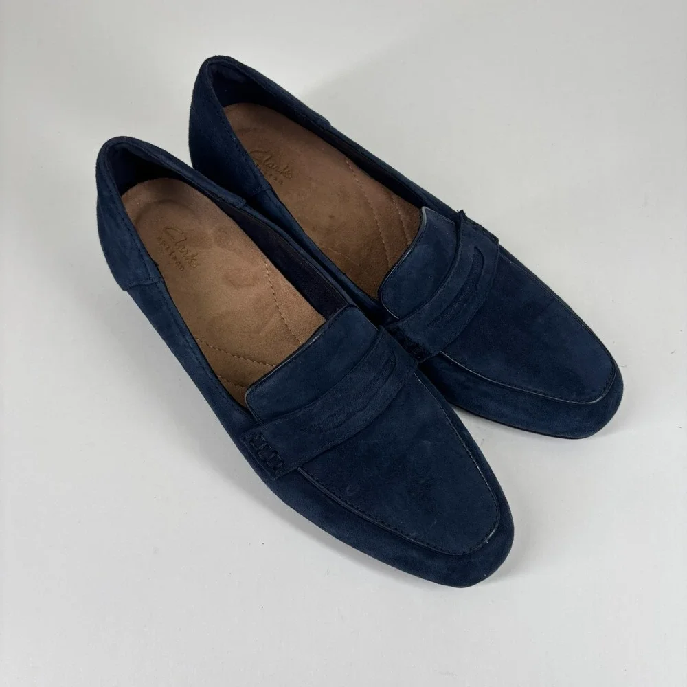 Clarks crafted navy