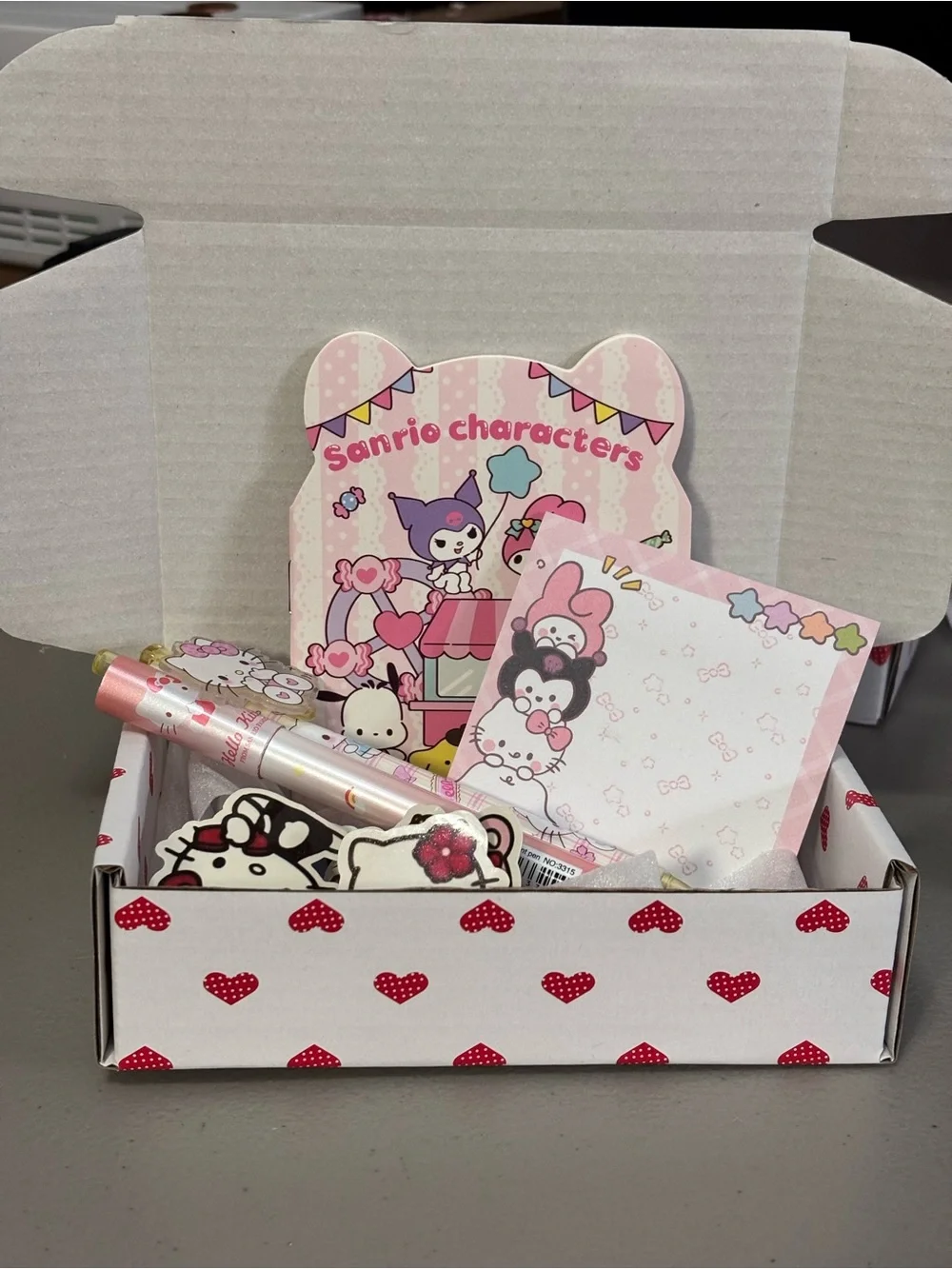 #FAM-092 Mixed Character  - Stationery Mini Gift Box Perfect for Parties & Gift