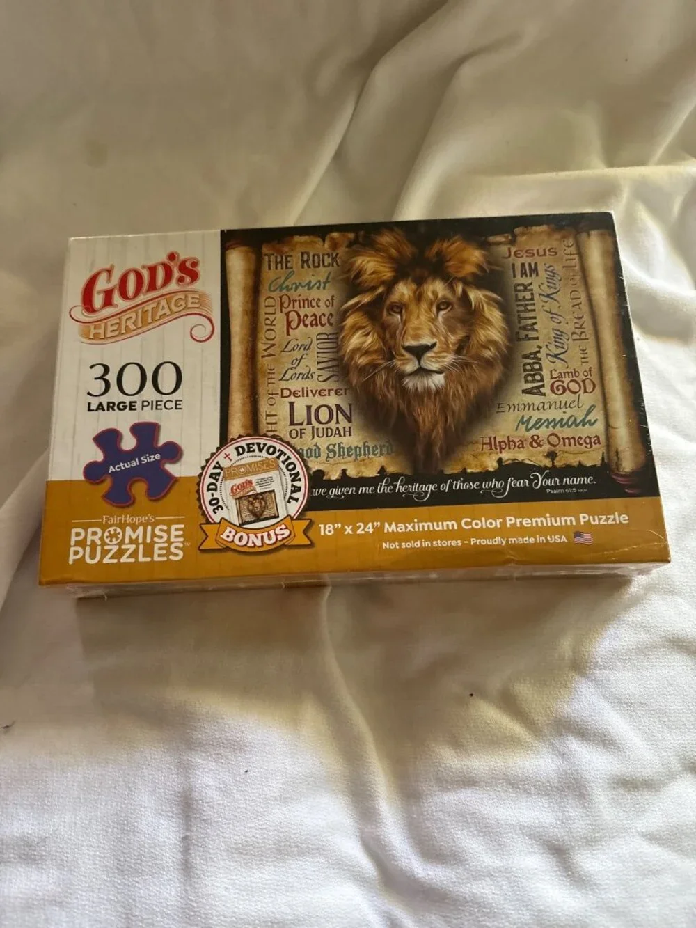 Gods Heritage 300-Piece Lion Of Judah Jigsaw Puzzle With 30-Day Devotional Bonus