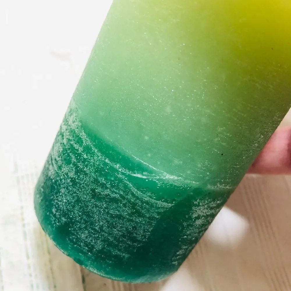 Handcrafted Timber Scented Candle (Green)‎