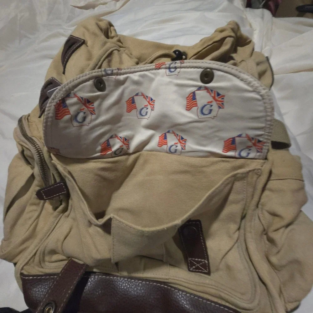 Barrington canvas leather