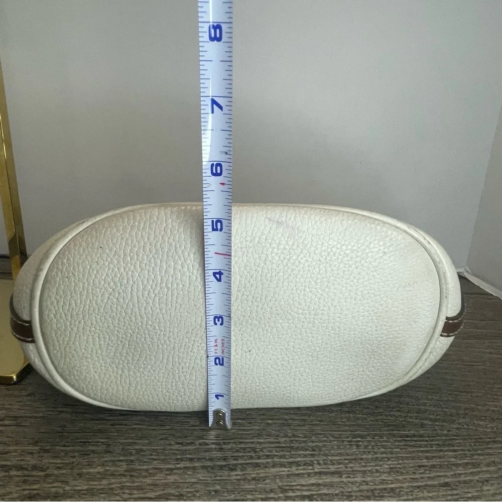 Dooney & Bourke design view