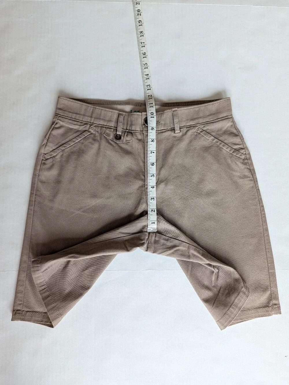 Lee Total Freedom Mid-Rise Matteo Chino Bermuda Shorts 8M Khaki Grey Persian