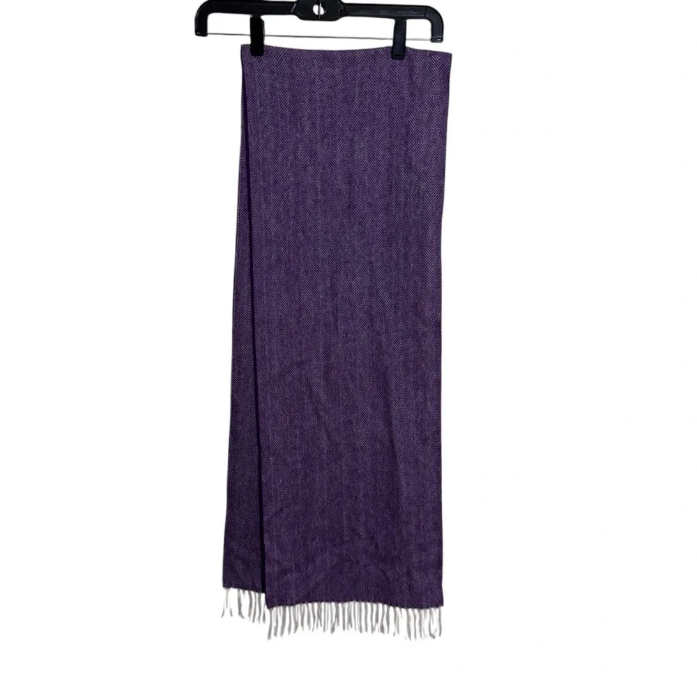Magee cashmere scarf with fringe