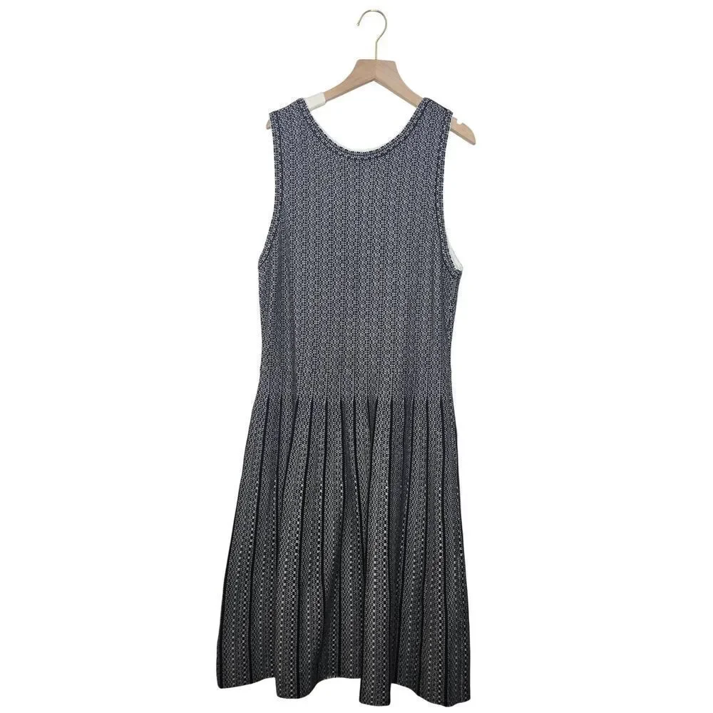 Ann Taylor Loft Dress Size Large Pleated Sweater Black White