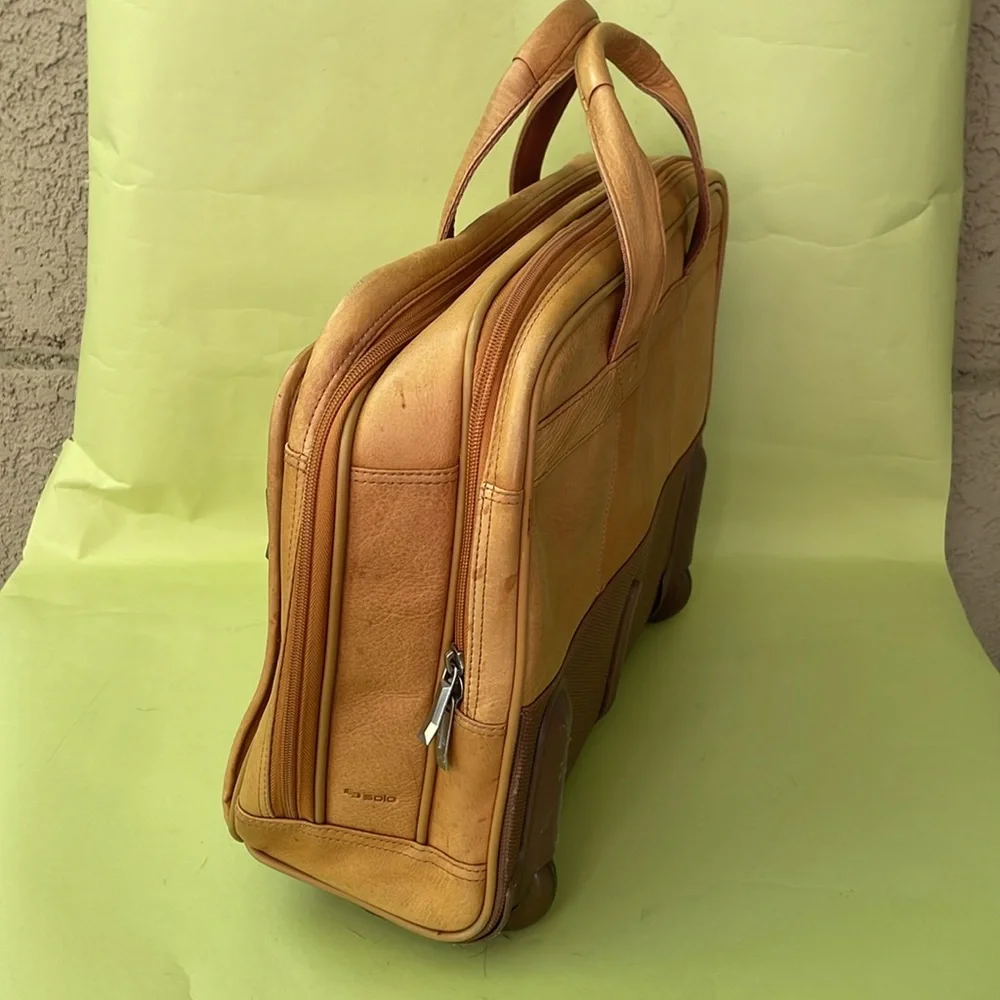 Vintage camel color Solo large leather convertible laptop bag