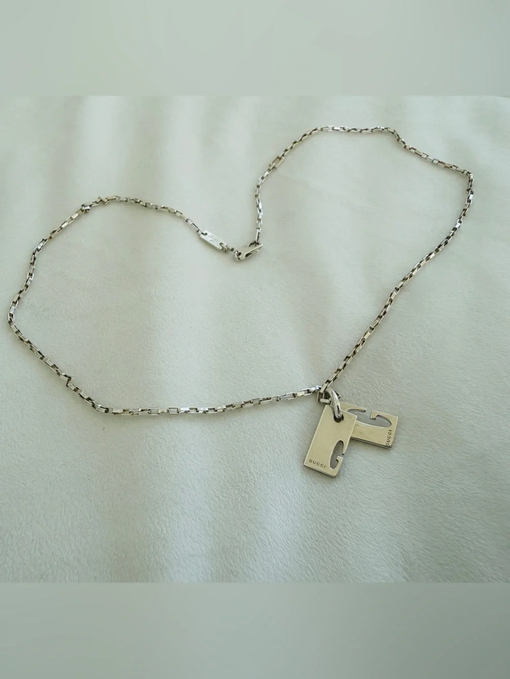 ✨GUCCI✨ Cutout G Double Tag Necklace FULL SET & AUTHENTICATED Unisex