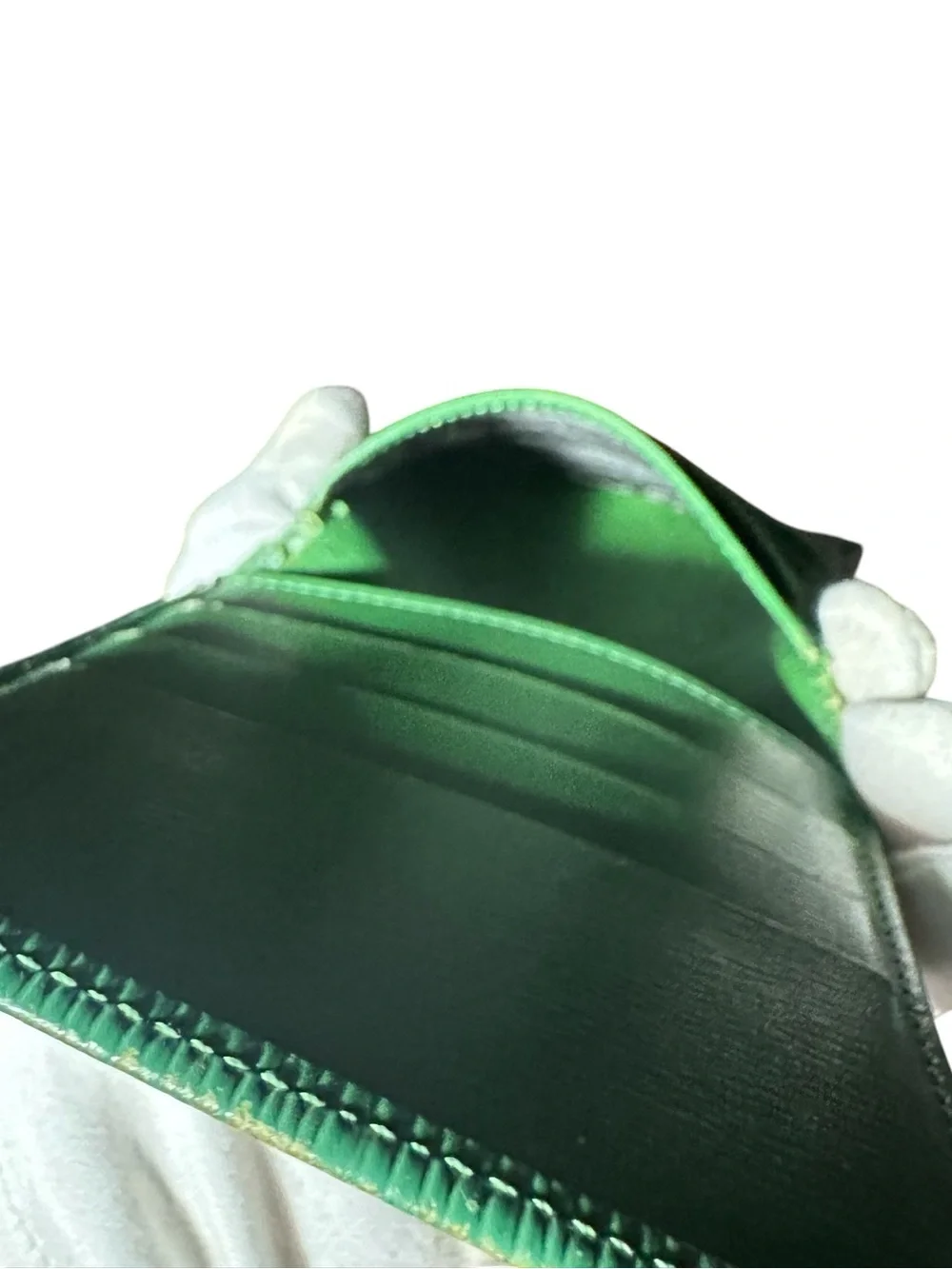Authentic Vintage Green Louis Vuitton Epi Leather Wallet