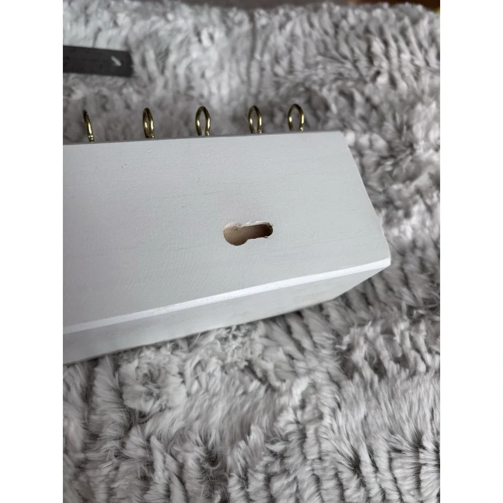 N/A white wood