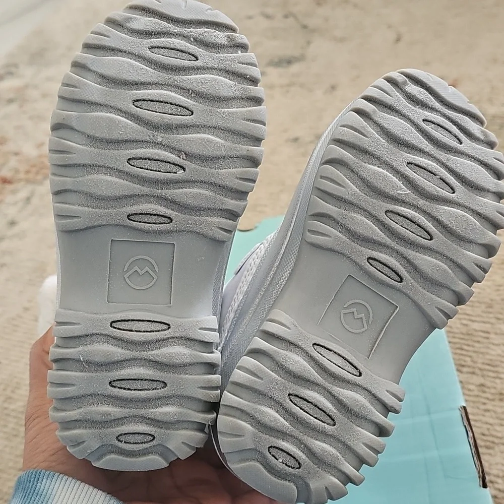 Magellan Outdoors new without