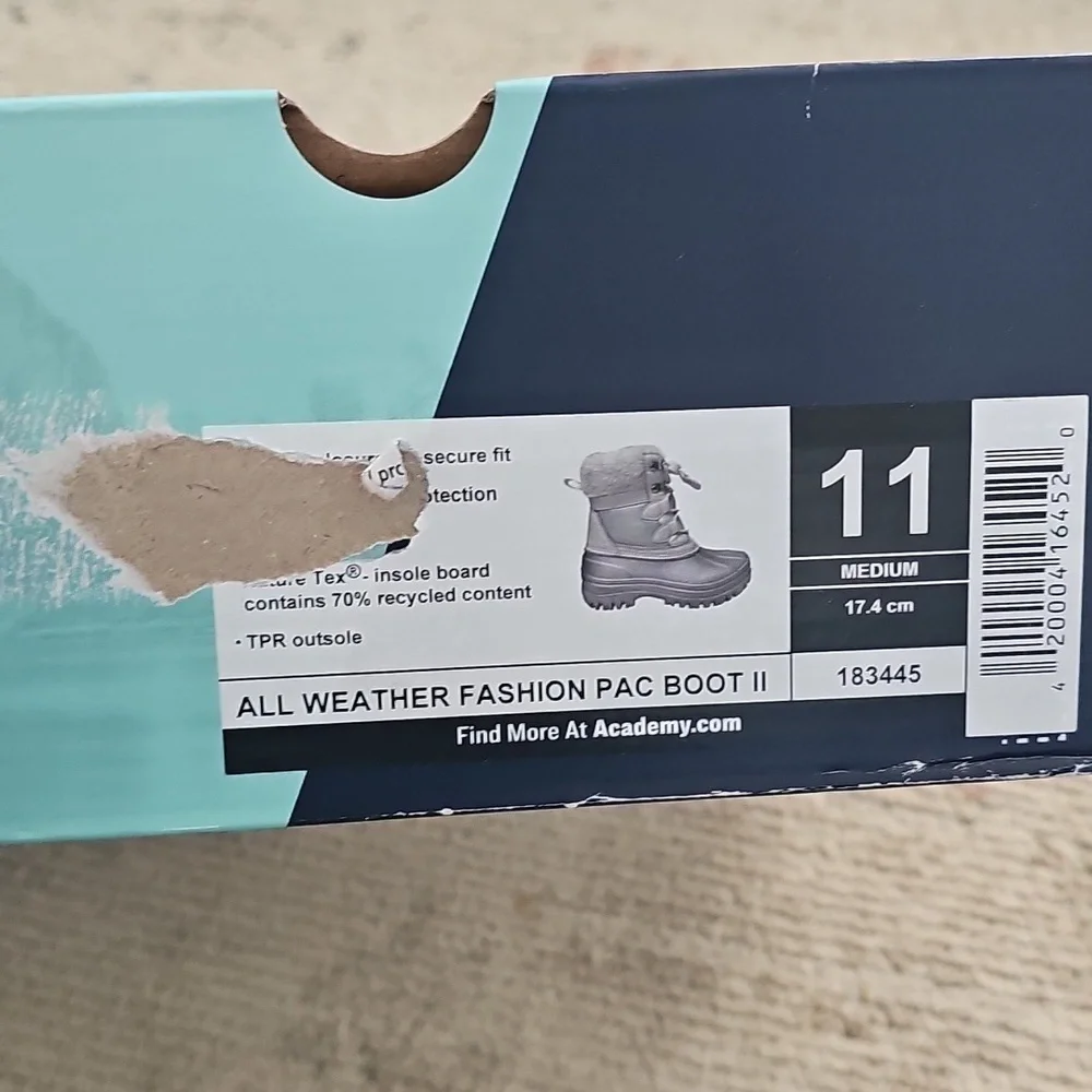 Magellan Outdoors new without