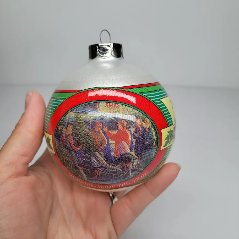 Vintage Harley‎ Davidson 2001 Bringing Home The Tree Collectible Ornament USA