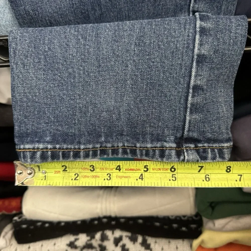 Levis measurements levis