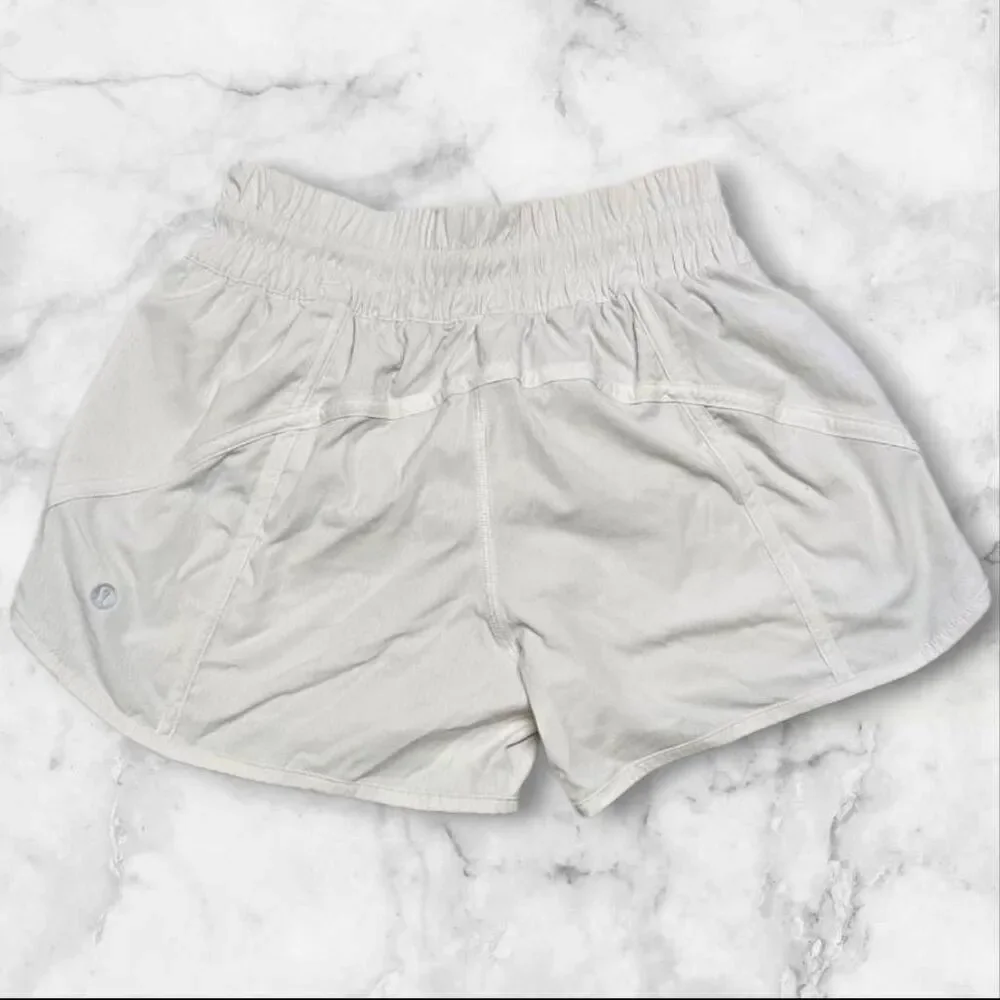 Lululemon Size 6 White High Waisted Tracker Shorts