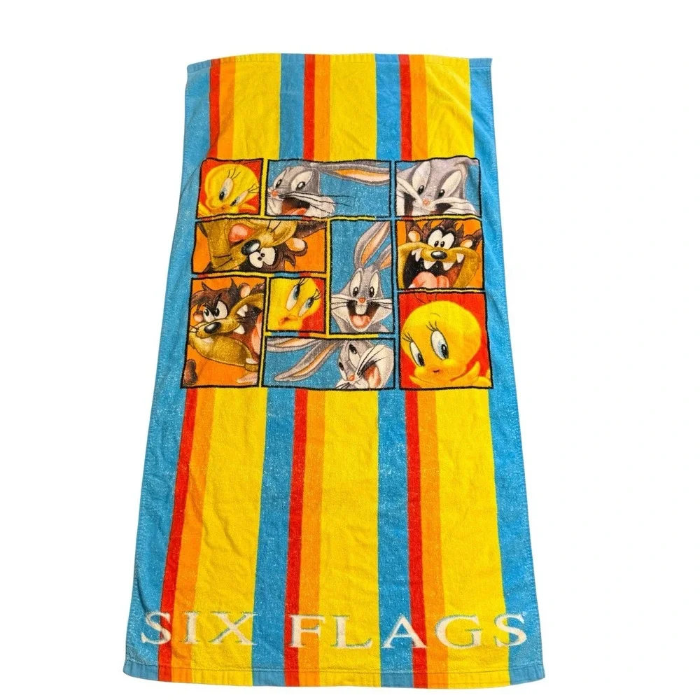 Vintage Looney Tunes Six Flags Beach Towel Tweety Bugs Bunny Taz 51x27.5