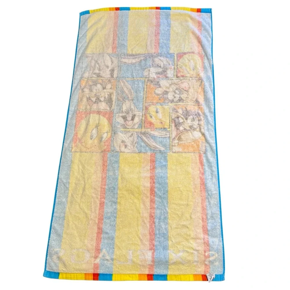 Vintage Looney Tunes Six Flags Beach Towel Tweety Bugs Bunny Taz 51x27.5