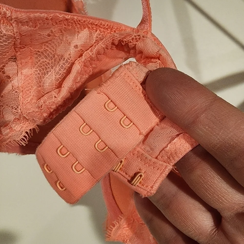 Victoria's Secret‎ Dream Angels Push-up Padded Underwire Lace Bra Orange Floral