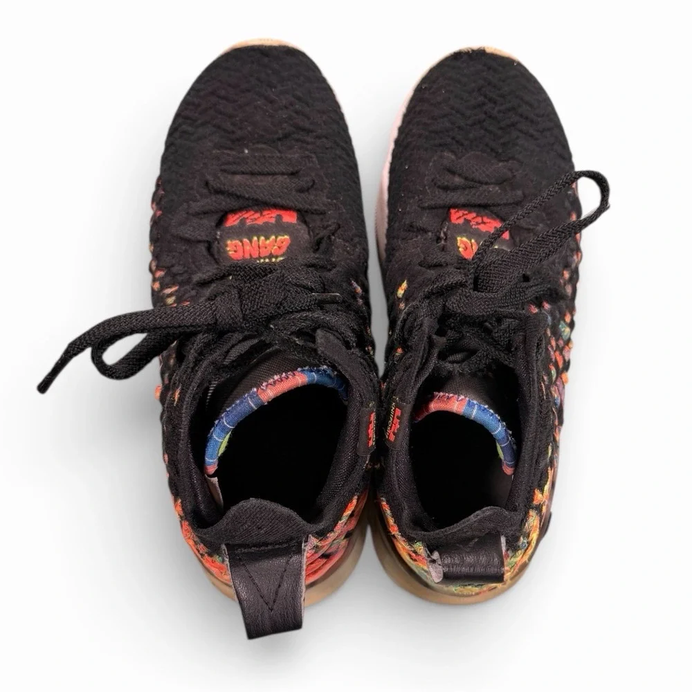 Nike Lebron 17 XVII Black James‎ Gang Sneakers BQ5594-005 Size 5Y Youth Coogi