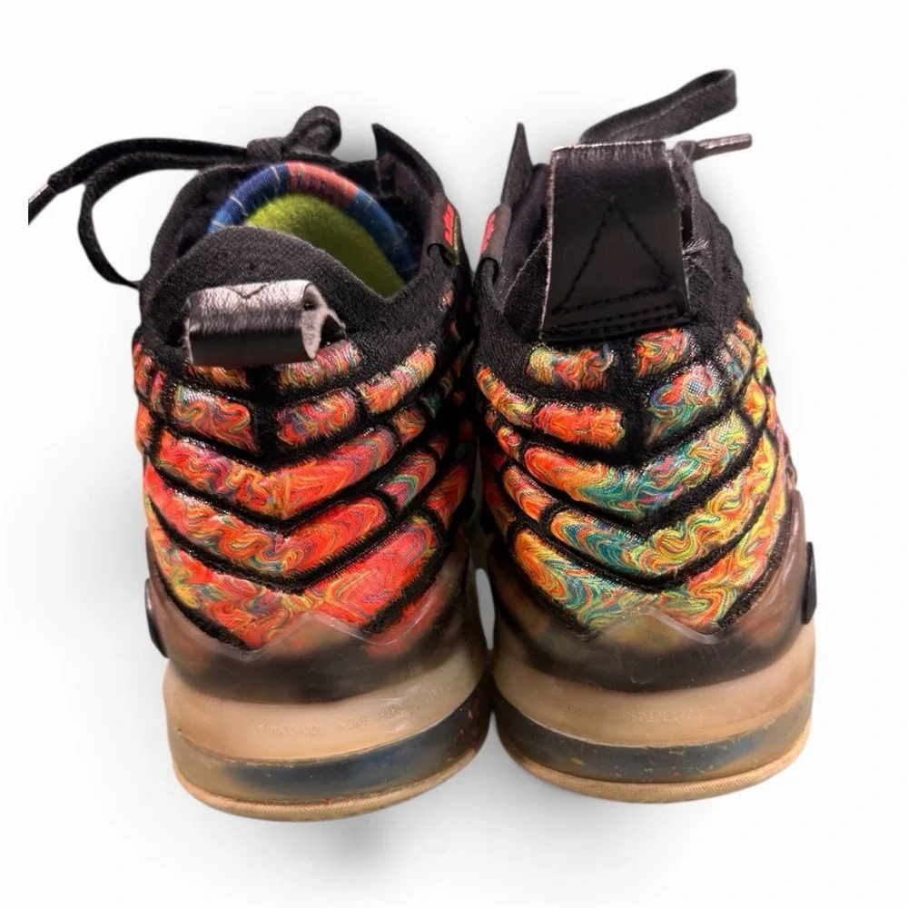 Nike Lebron 17 XVII Black James‎ Gang Sneakers BQ5594-005 Size 5Y Youth Coogi