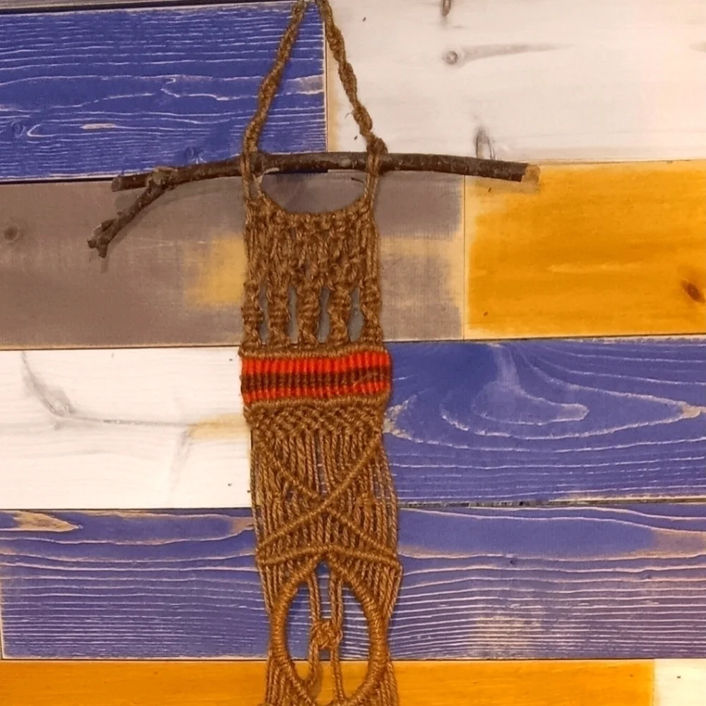 Vintage fiber macrame
