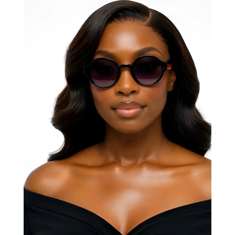 N/A chic sophisticated