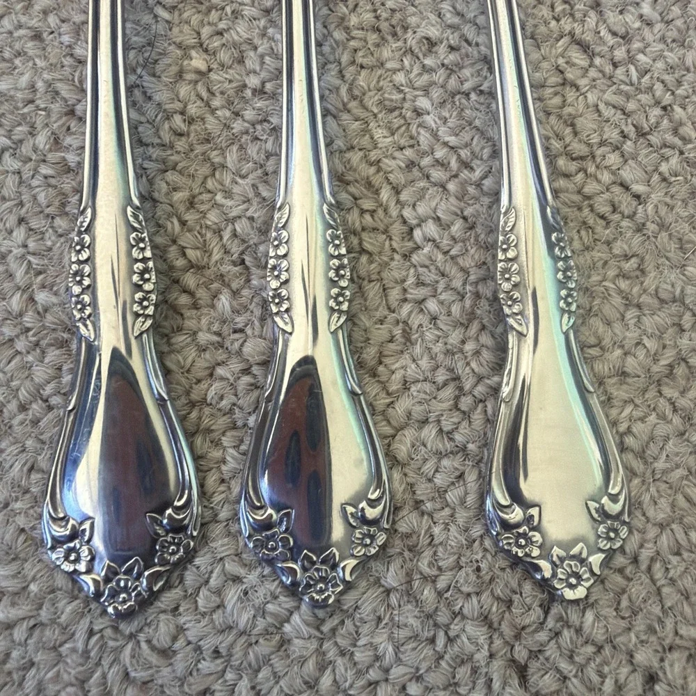 Lot of 12 Wm A Rogers Oneida LTD Mansfield Amadeus Deluxe Stainless Flatware EUC