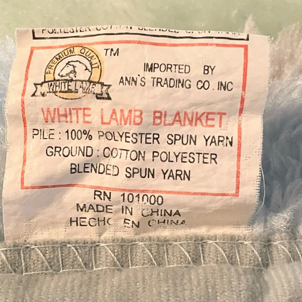 White Lamb Blanket vtg white