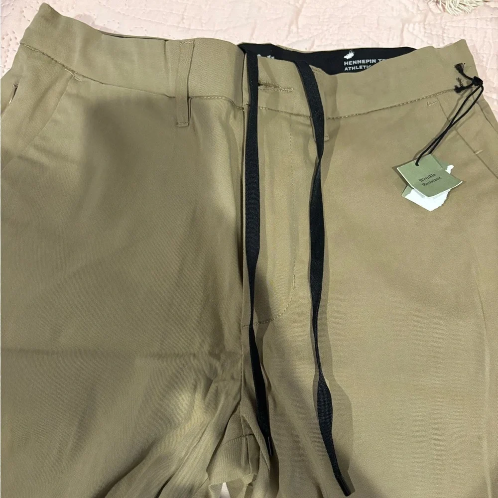 Goodfellow & Co classic khaki