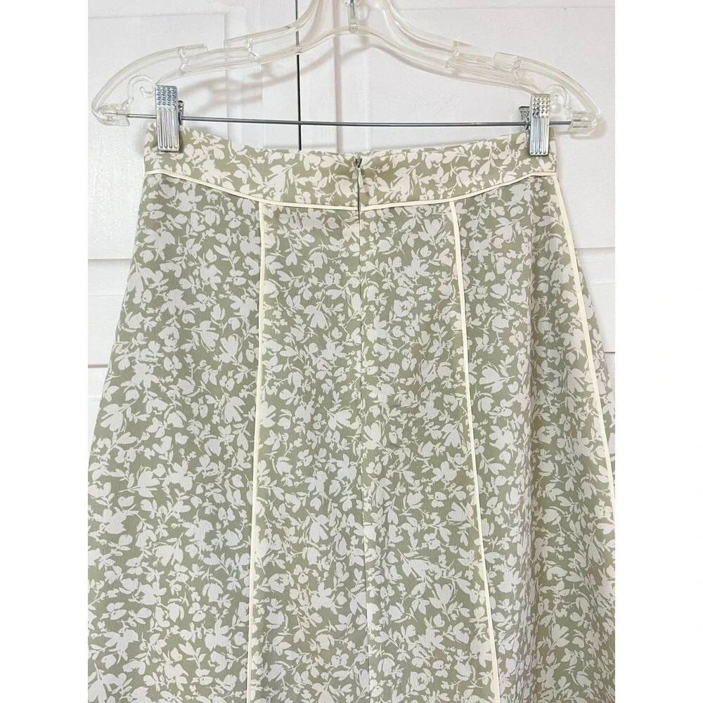 N/A gently worn