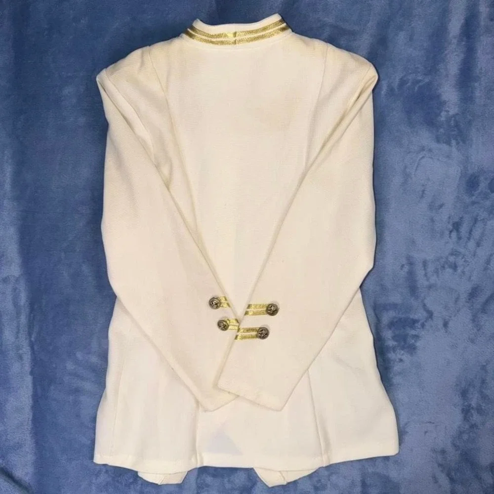 The Unbranded Brand vintage dolce