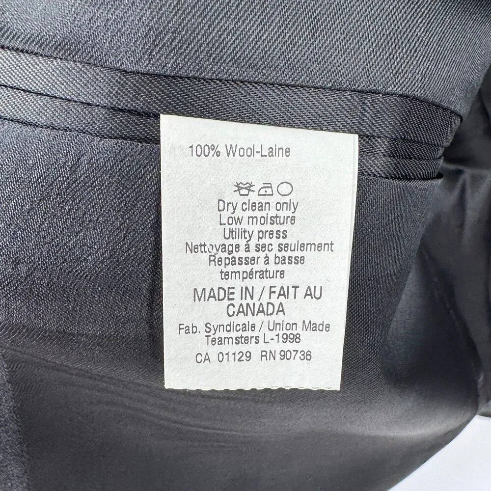 Lauren Ralph Lauren shoulder brand pit