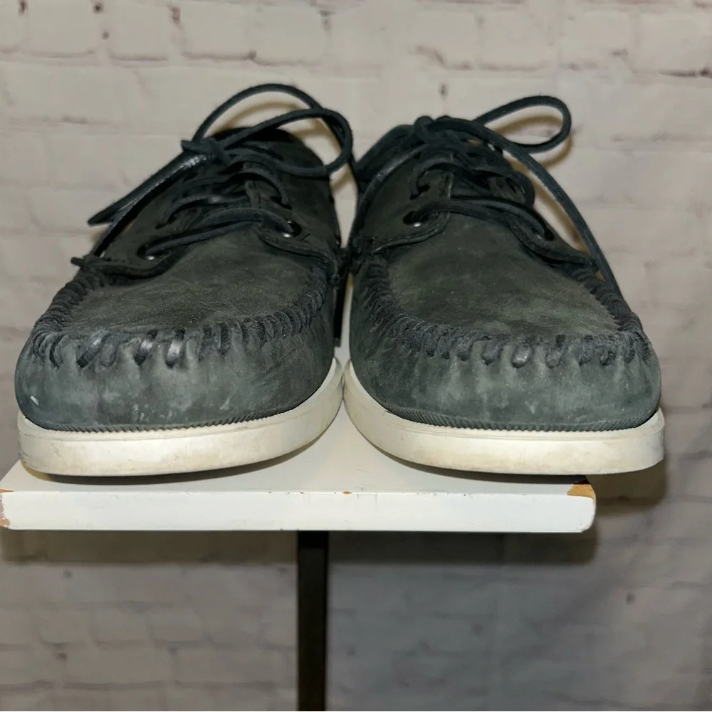 Sebago issues color good