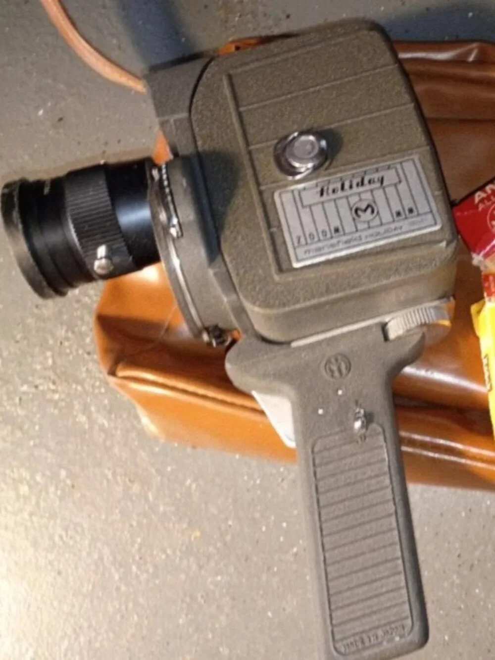 Vintage 8MM Mansfield Holiday Zoom MM Automatic/Windup Movie Camera 1960s