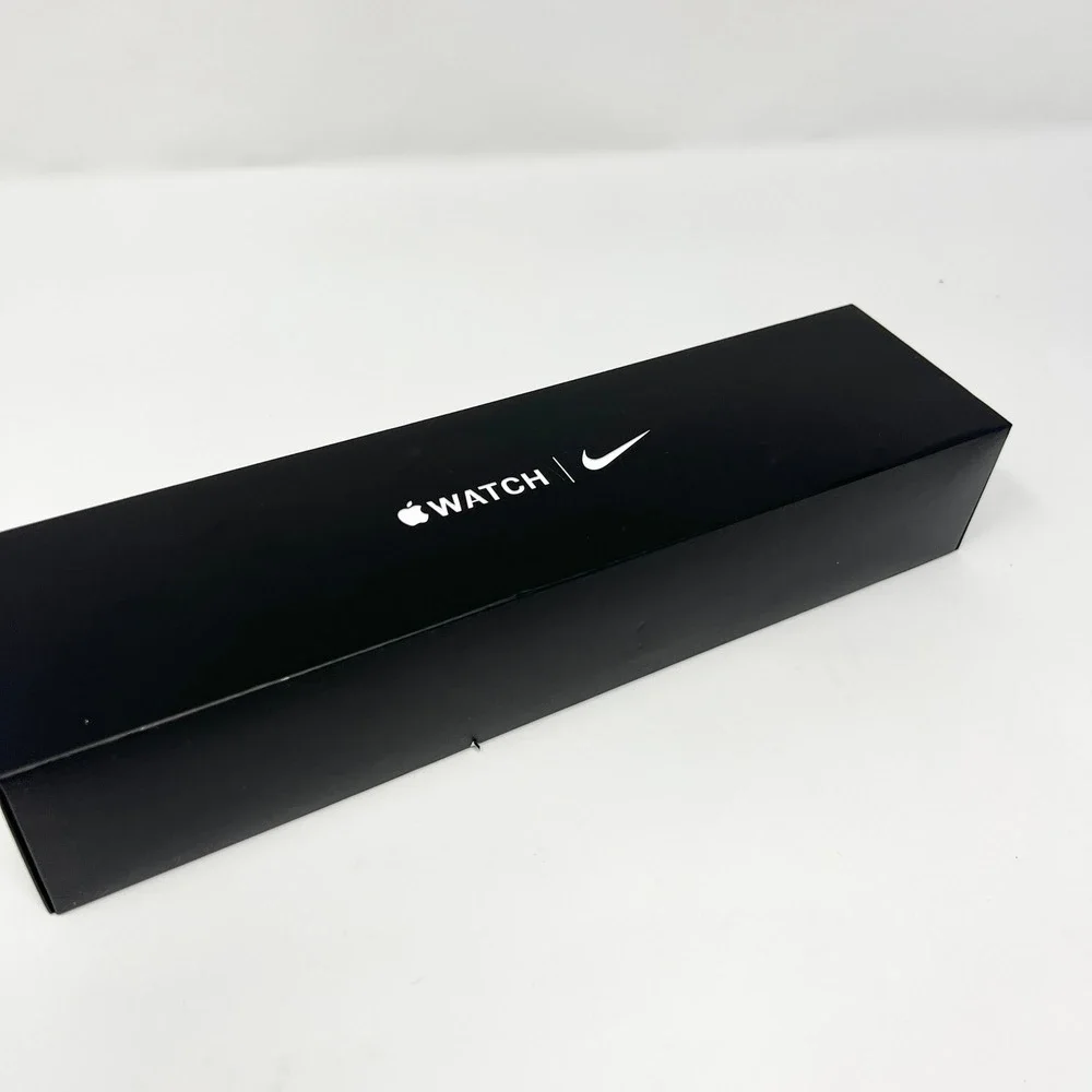 Apple Watch Nike Series 5 44mm Space Gray Aluminum Case GPS Sport Loop Gray