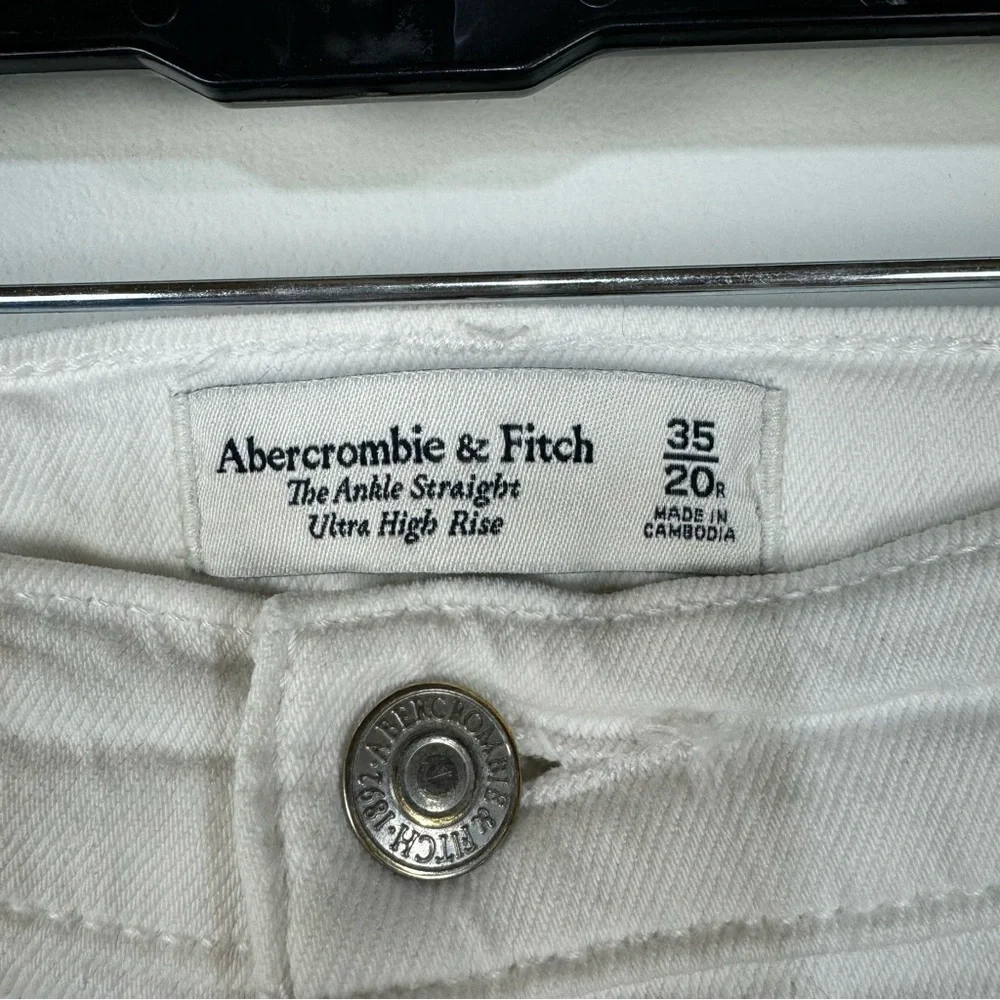 Abercrombie & Fitch abercrombie fitch