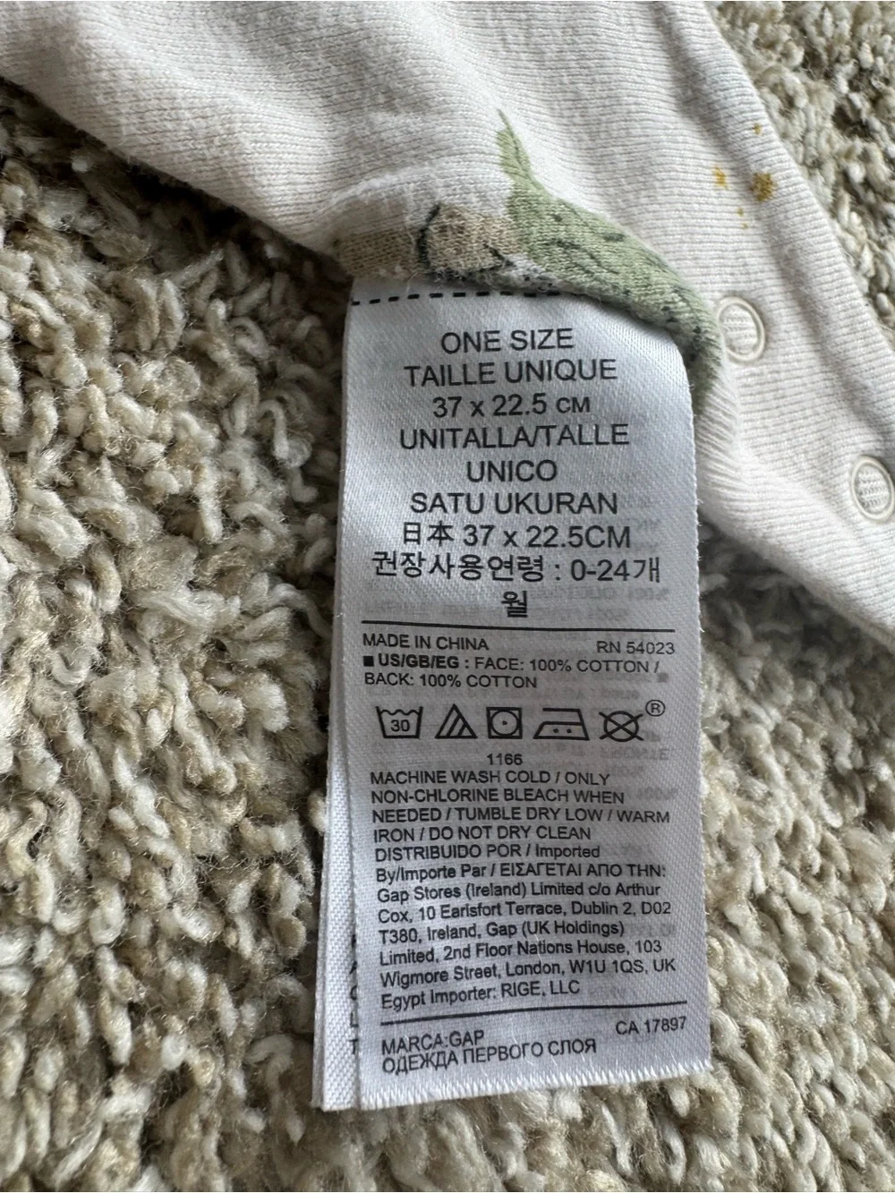 Baby Gap x Star Wars 4PC Bib & Hat Bundle Baby Yoda Ewok Future Jedi
