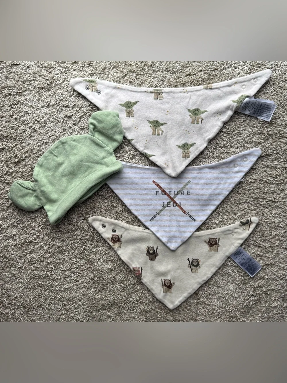 Baby Gap x Star Wars 4PC Bib & Hat Bundle Baby Yoda Ewok Future Jedi