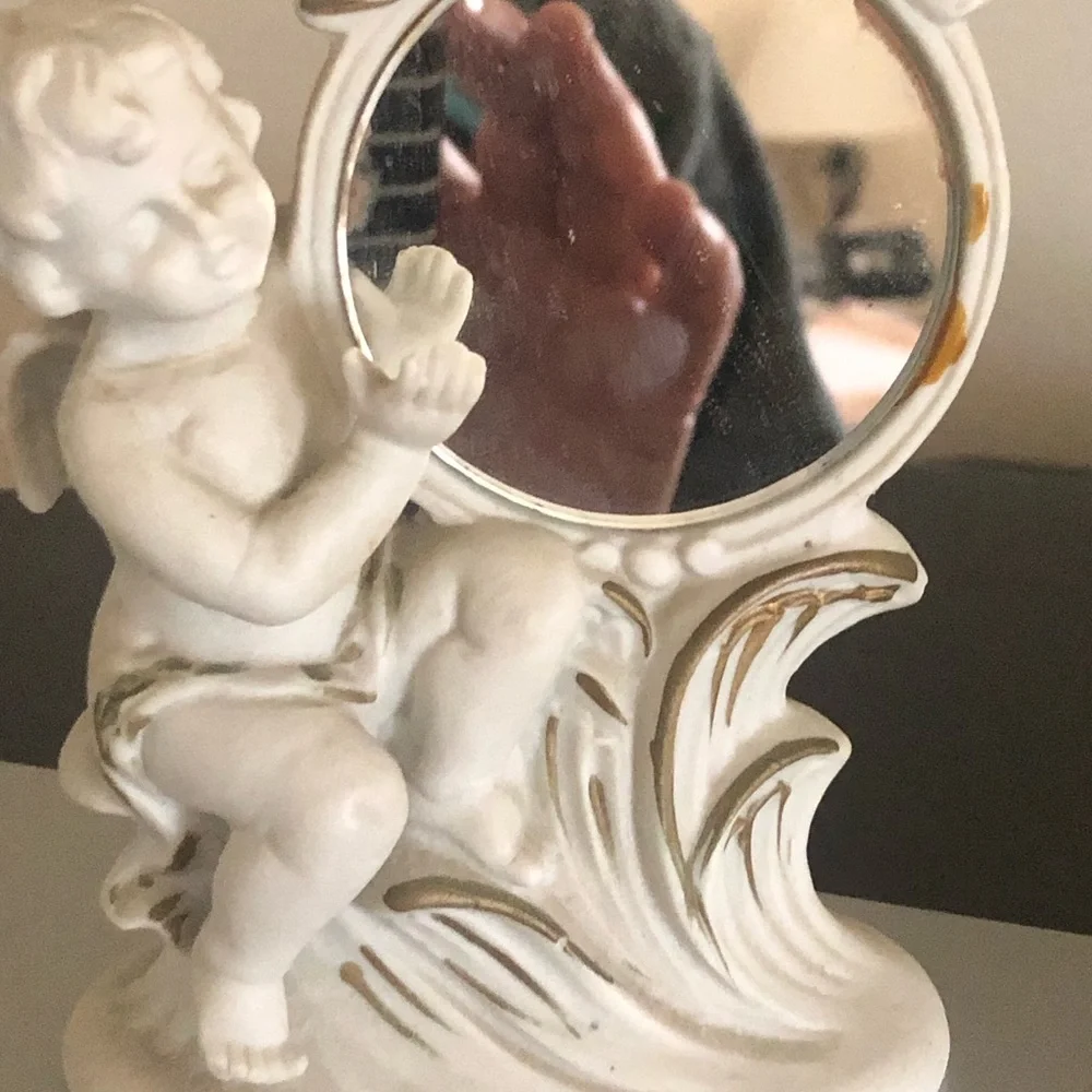 White Cherub Accent Mirror with Floral Motif And Bisque Two White Roses