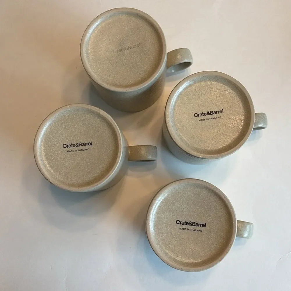 Crate&Barrel mugs set