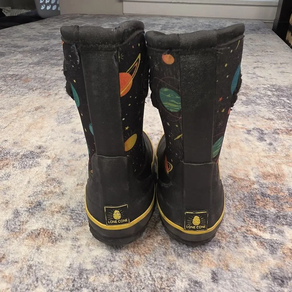 Lone Cone Boots Kids Size 7 Black MudBoot Space Planets Waterproof Winter Snow
